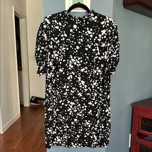 3/$10 Who What Wear Black and White Women's Dress